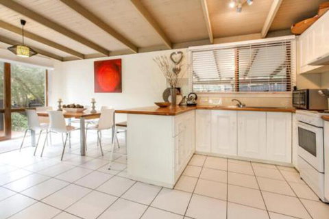 AMONGST THE TI TREES RYE - Kalgoorlie Accommodation 3