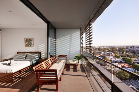 Apartment CBD - Central Park - Kalgoorlie Accommodation 3