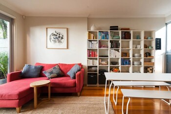 Quiet Terrace Townhouse On The City Fringe - Kalgoorlie Accommodation 4