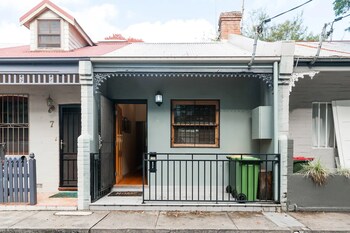 Quiet Terrace Townhouse On The City Fringe - Kalgoorlie Accommodation 2