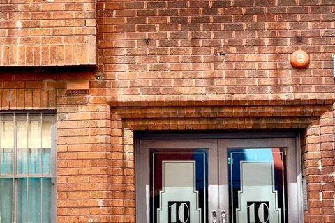 Flat With Rooftop View ON Opera House & Fireworks - Kalgoorlie Accommodation 6