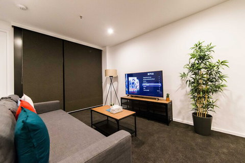 City Walk - Kalgoorlie Accommodation 5
