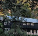 Walhalla Coach House - Kalgoorlie Accommodation