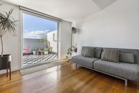 Fabulous Fitzroy Converted Warehouse - Kalgoorlie Accommodation 0