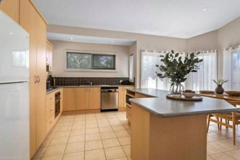 DRIFTWOOD VILLA Free Wifi Walk To Beach - Kalgoorlie Accommodation 5