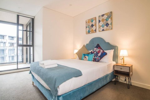 Bright & Modern! 2bed 2bath APT With Parking - Kalgoorlie Accommodation 5