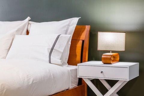 Darling Suite - Kalgoorlie Accommodation 6