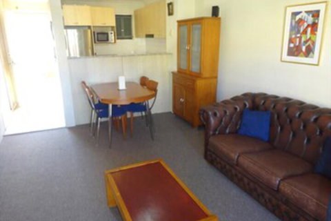 Comfy & Convenient Living At The Italian Forum Leichardt ITALY - Kalgoorlie Accommodation 4