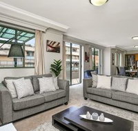 Dual Level Apt Darling Harbour HWD89 - Kalgoorlie Accommodation