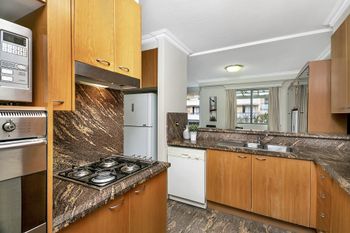 Dual Level Apt Darling Harbour HWD89 - Kalgoorlie Accommodation 3