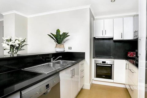 Sought After CBD Location YORK5 - Kalgoorlie Accommodation 7