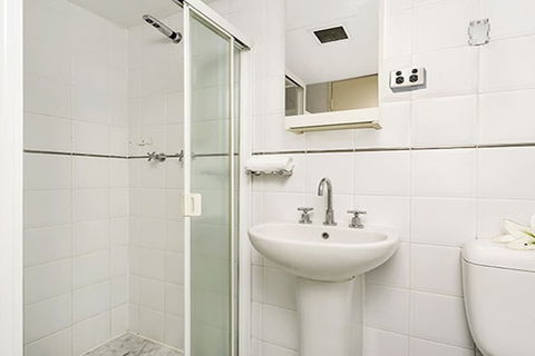 The Apartment Service MPOLE - Kalgoorlie Accommodation 4