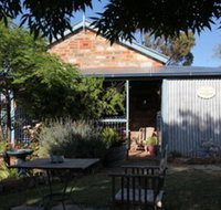 Kookaburra Cottage - Kalgoorlie Accommodation