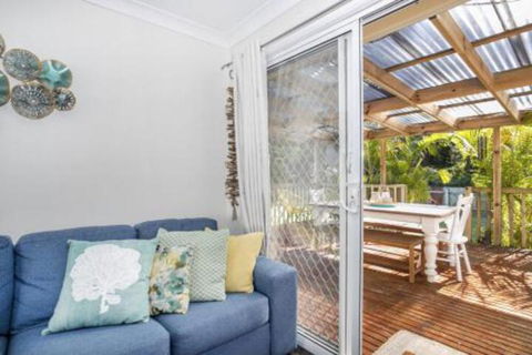 MOLLYMOOK BEACH COTTAGE - Kalgoorlie Accommodation 1