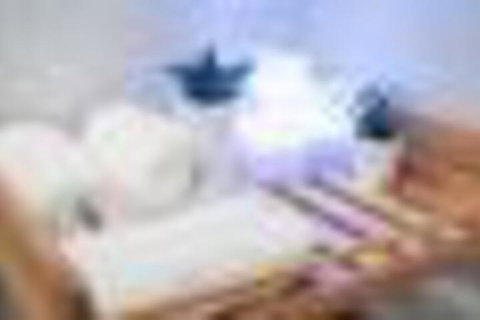 Ample Melbourne CBD Apt With Wifi Netflix & View - Kalgoorlie Accommodation 3