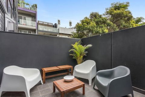 GRATTAN A Premier Location & Modern Space - Kalgoorlie Accommodation 0