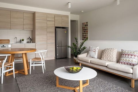 Roomerang At Lakeside Townhouse - Kalgoorlie Accommodation 3