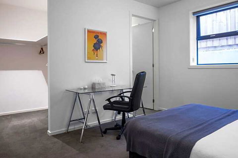 Roomerang At Lakeside Townhouse - Kalgoorlie Accommodation 1
