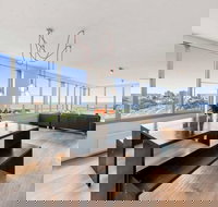 St Kilda Penthouse with Panaromic Bay and City View - Kalgoorlie Accommodation