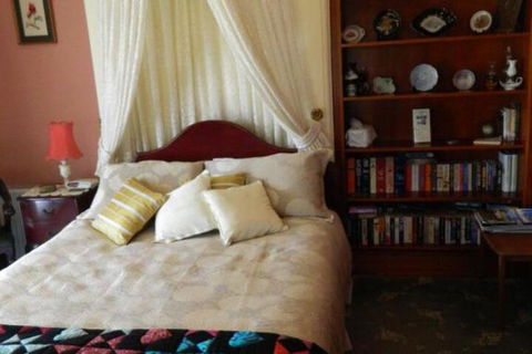 Pepper Tree Ridge B & B - Kalgoorlie Accommodation 7
