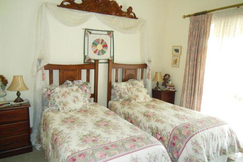 Pepper Tree Ridge B & B - Kalgoorlie Accommodation 4