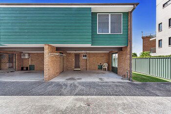 Macadamia Court 6 Nelson Bay - Kalgoorlie Accommodation 0