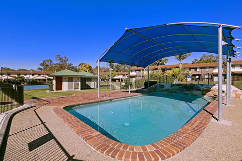 Fountain View Villa - Q Stay - Kalgoorlie Accommodation 2
