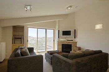 Chalet Hotham 11 - Kalgoorlie Accommodation 4