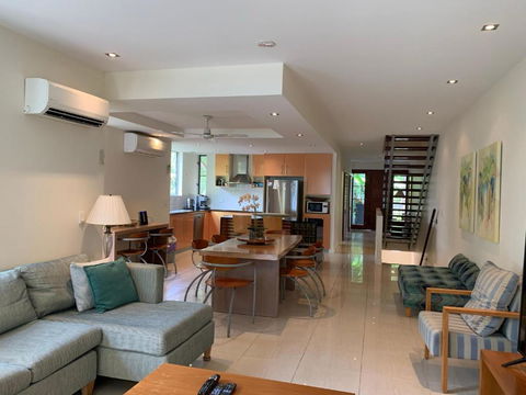 Beach House Apartment 1 - Kalgoorlie Accommodation 3