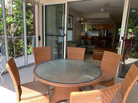 Beach House Apartment 1 - Kalgoorlie Accommodation 1