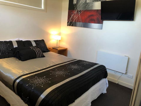 MURRAY GRANGE VILLA 4 - Kalgoorlie Accommodation 3