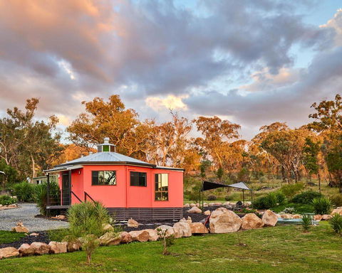 Zuny Yurt - Kalgoorlie Accommodation 1