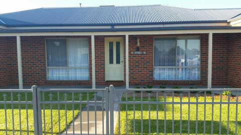Numurkah Apartments The Saxton - Kalgoorlie Accommodation 5