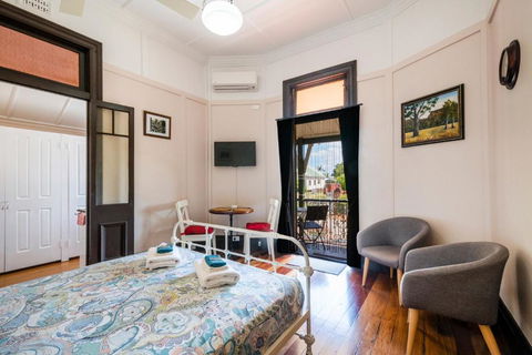 The Rosary - Kalgoorlie Accommodation 4