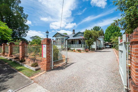 The Rosary - Kalgoorlie Accommodation 3