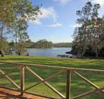 Berrara Lagoon Front Chalet - Kalgoorlie Accommodation