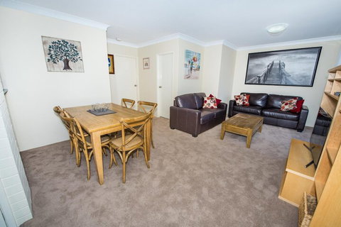 Collendina Unit 15 Little Beach - Kalgoorlie Accommodation 4