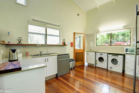 SerenityatMontville - Kalgoorlie Accommodation 3