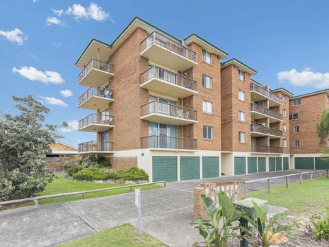 Fairleigh Unit 1 - Kalgoorlie Accommodation 2