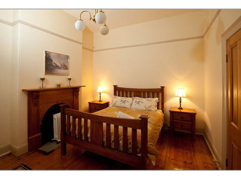 Fairholme Townhouse - Kalgoorlie Accommodation 0