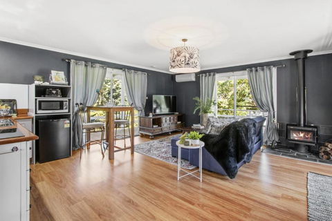 SUNNYDELL - Kalgoorlie Accommodation 2