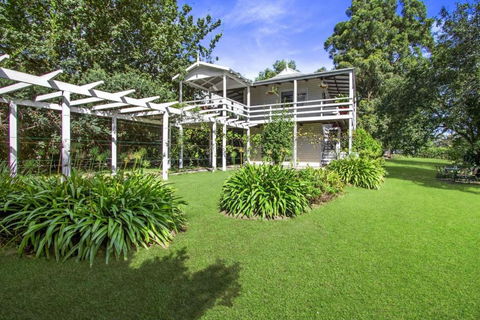 SUNNYDELL - Kalgoorlie Accommodation 3