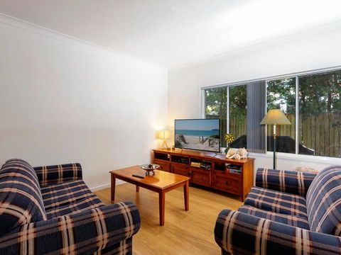 Three Bedroom Townhouse - Kalgoorlie Accommodation 4