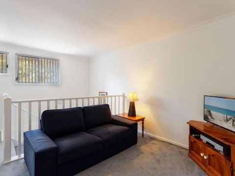 Three Bedroom Townhouse - Kalgoorlie Accommodation 3
