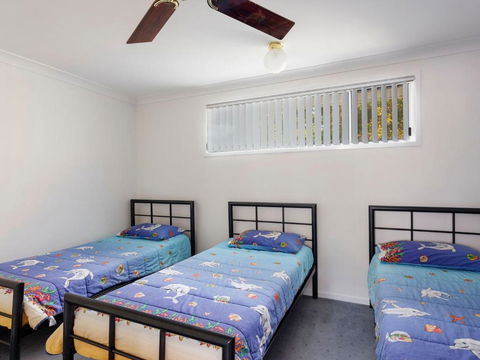 Three Bedroom Townhouse - Kalgoorlie Accommodation 1