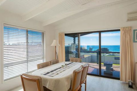 Kianga Parade Beach House - Kalgoorlie Accommodation 6