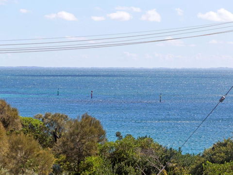 BEACH BELLE MORNINGTON - Kalgoorlie Accommodation 4