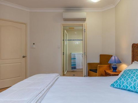Fusilier Beachfrontviews - Kalgoorlie Accommodation 2