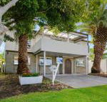 SANTORINI BEACH HOUSE SAFETY BEACH - Kalgoorlie Accommodation