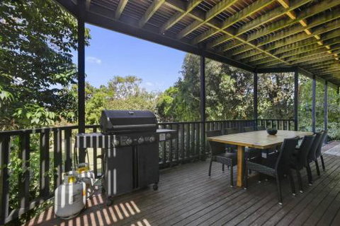 APOLLO BAY HOLIDAY HOUSE Walk To Beach + Wifi - Kalgoorlie Accommodation 6